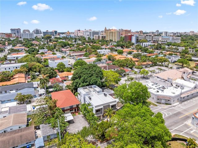 2360 SW 32nd Ave Right, Miami, FL 33145
