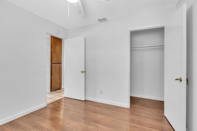 7283 Chardon Ct, Sacramento, CA 95828
