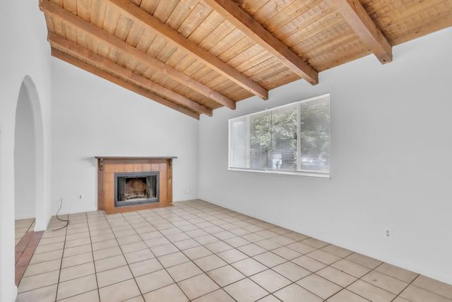 7283 Chardon Ct, Sacramento, CA 95828