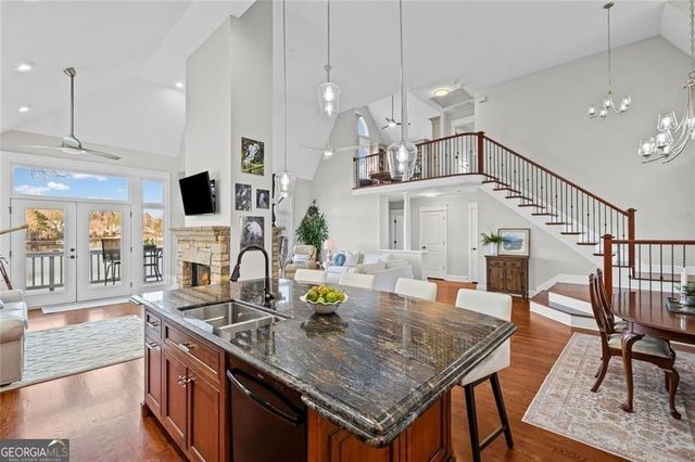 6425 Spinnaker Lane, Alpharetta, GA 30005