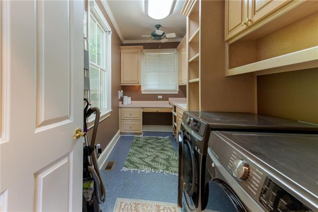 171 School House Road NE, Calhoun, GA 30701
