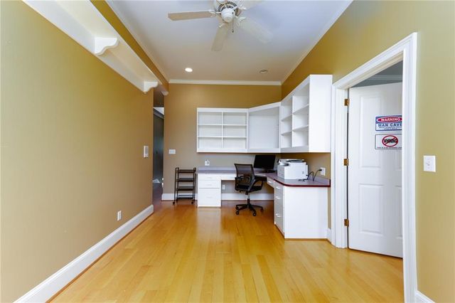 171 School House Road NE, Calhoun, GA 30701