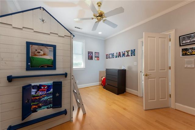 171 School House Road NE, Calhoun, GA 30701