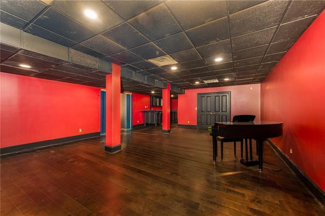 171 School House Road NE, Calhoun, GA 30701