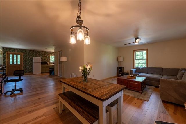 171 School House Road NE, Calhoun, GA 30701