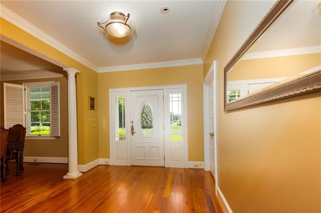 171 School House Road NE, Calhoun, GA 30701