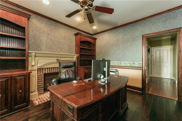 171 School House Road NE, Calhoun, GA 30701