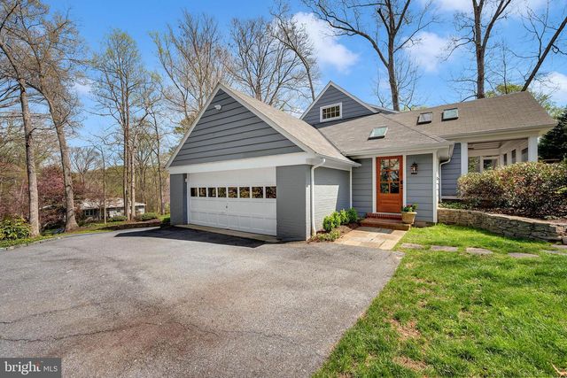 9218 ALDERSHOT DR, Bethesda, MD 20817