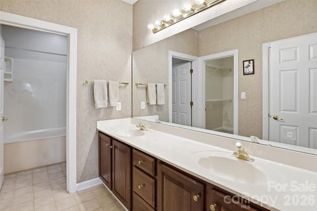8302 Olde Troon Drive, Charlotte, NC 28277