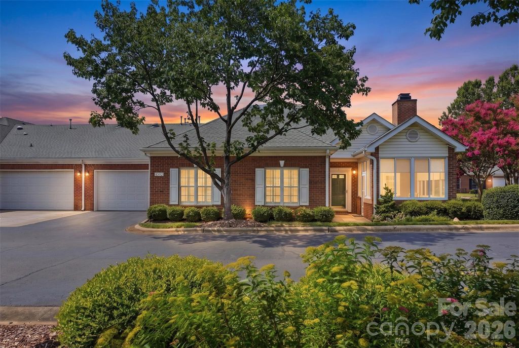 8302 Olde Troon Drive, Charlotte, NC 28277