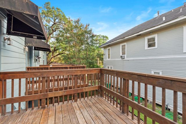 217 E 12th Street 04, Houston, TX 77008