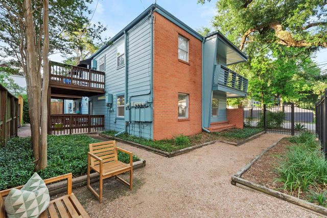 217 E 12th Street 04, Houston, TX 77008