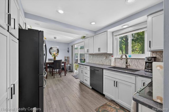 9472 Lakepointe Boulevard, Clay, MI 48001