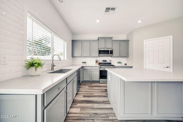 14251 W BANFF Lane, Surprise, AZ 85379