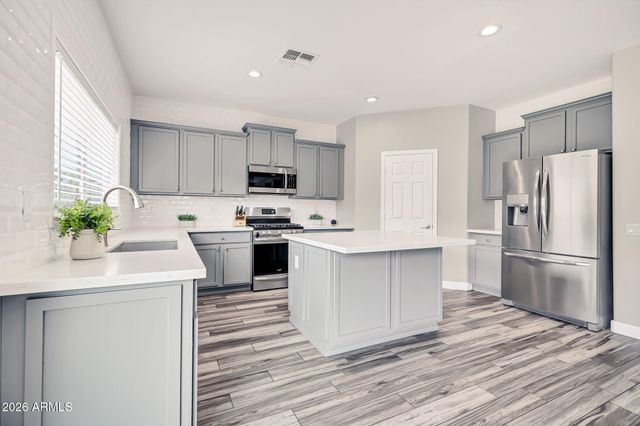14251 W BANFF Lane, Surprise, AZ 85379