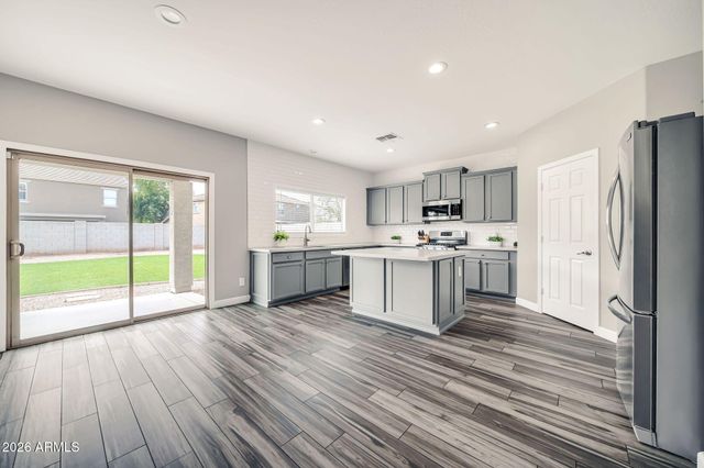 14251 W BANFF Lane, Surprise, AZ 85379