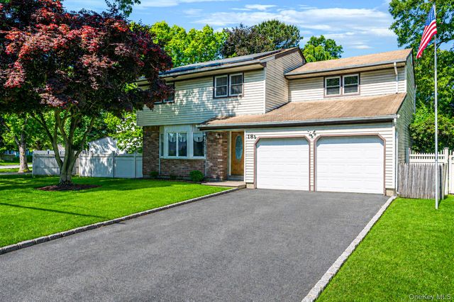 18 Deer Park Boulevard, Deer Park, NY 11729
