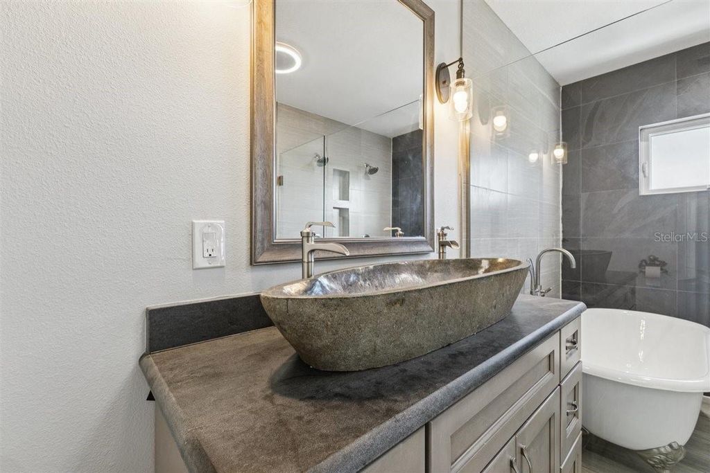 Image 45 of property listing at 6191 TURTLEMOUND ROAD, New Smyrna Beach, FL 32169