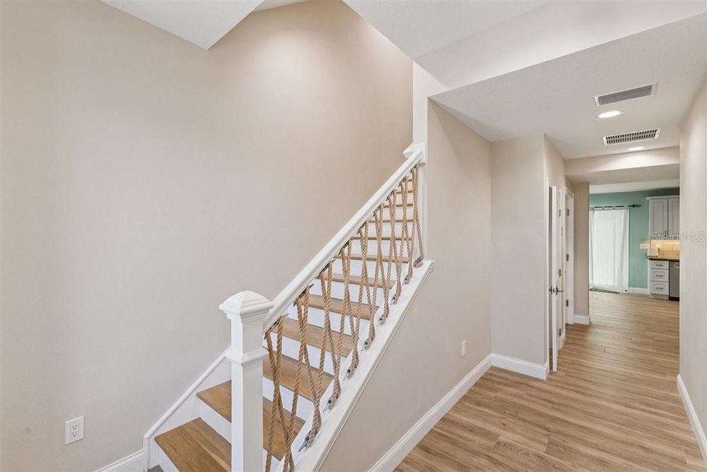Image 10 of property listing at 6191 TURTLEMOUND ROAD, New Smyrna Beach, FL 32169