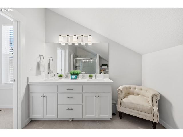 9215 Sw 4TH St, Wilsonville, OR 97070