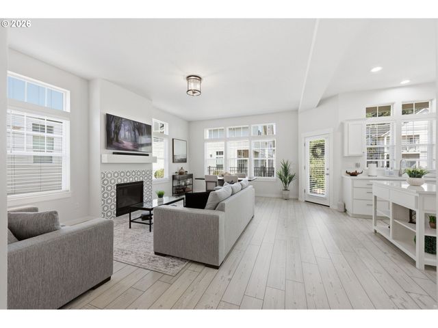 9215 Sw 4TH St, Wilsonville, OR 97070