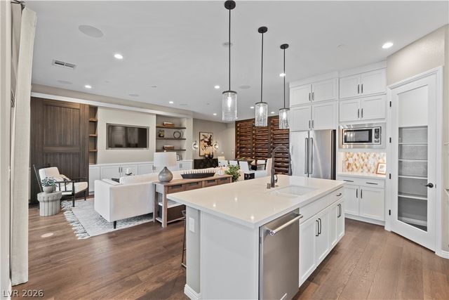 1199 North Water Street, Henderson, NV 89011