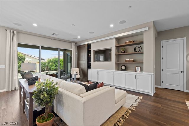 1199 North Water Street, Henderson, NV 89011