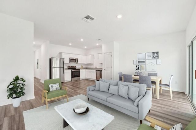 472 Colchester Court, Moncks Corner, SC 29461