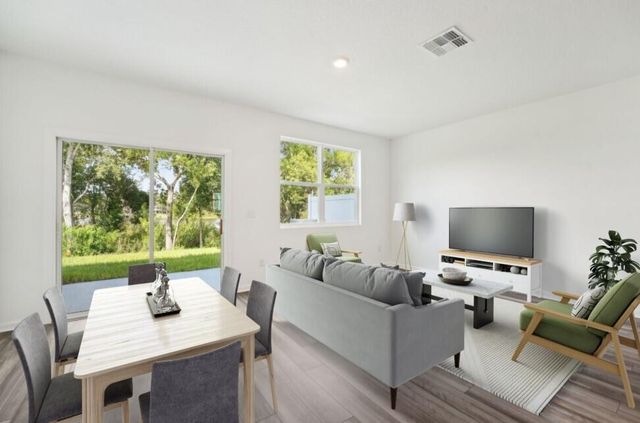 472 Colchester Court, Moncks Corner, SC 29461