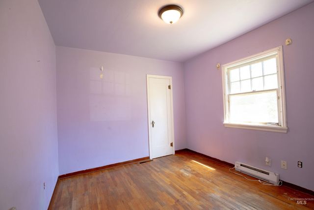 212 Locust St, Nampa, ID 83686
