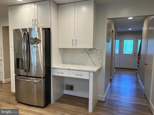 9502 TREGARON PL, Burke, VA 22015