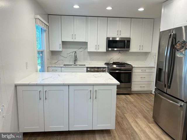 9502 TREGARON PL, Burke, VA 22015