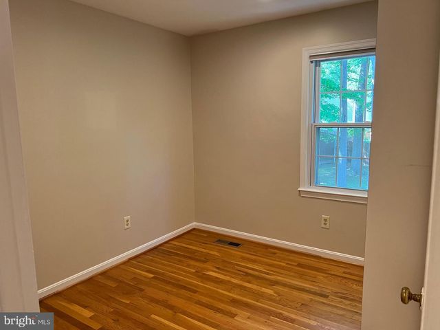 9502 TREGARON PL, Burke, VA 22015