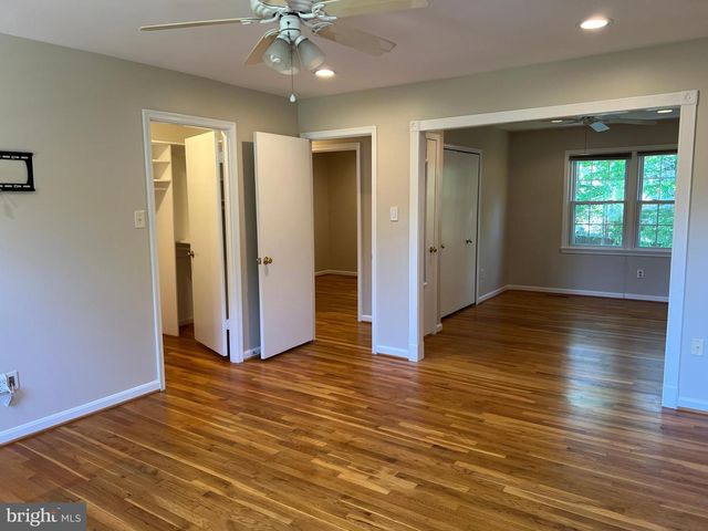 9502 TREGARON PL, Burke, VA 22015