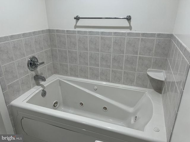 9502 TREGARON PL, Burke, VA 22015