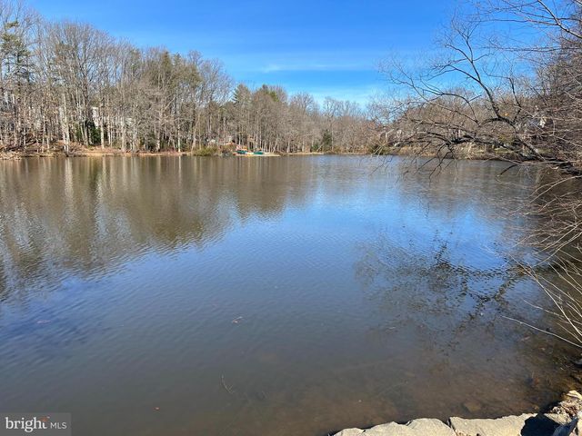9502 TREGARON PL, Burke, VA 22015
