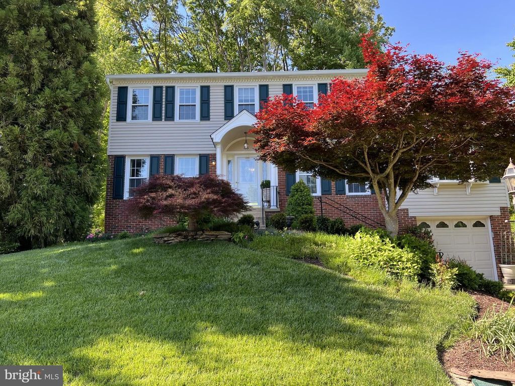 9502 TREGARON PL, Burke, VA 22015