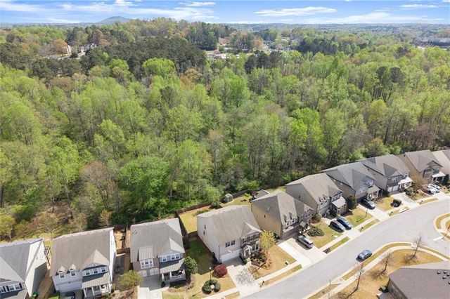 556 Lost Creek Drive, Woodstock, GA 30188