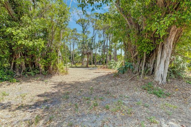 7620 4TH AVENUE W 7620, Bradenton, FL 34209