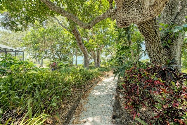 7620 4TH AVENUE W 7620, Bradenton, FL 34209