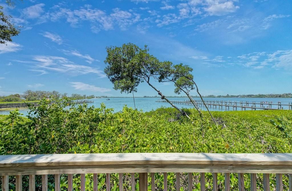 7620 4TH AVENUE W 7620, BRADENTON, FL 34209 — photo 2