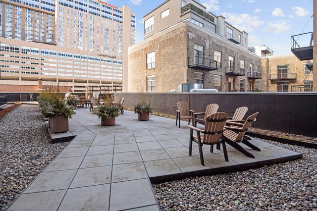 740 Portland Avenue 1201, Minneapolis, MN 55415