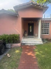3611 SW 21st Street, Miami, FL 33145