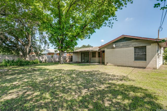 4838 DELLCREST DR, San Antonio, TX 78220