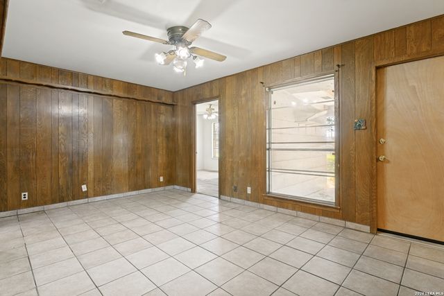 4838 DELLCREST DR, San Antonio, TX 78220