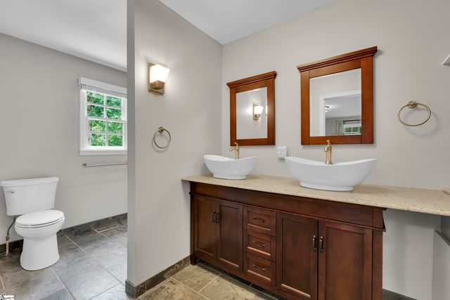 140 Pilot Road, Greenville, SC 29609