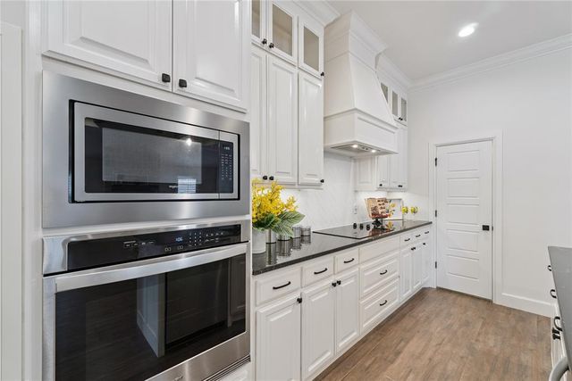 16300 Shortgrass Drive, Oklahoma City, OK 73170