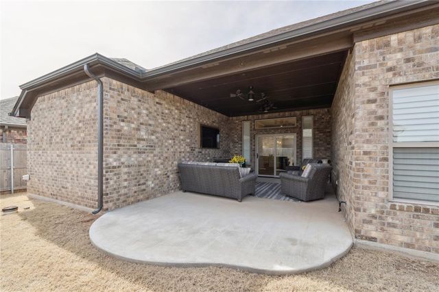 16300 Shortgrass Drive, Oklahoma City, OK 73170