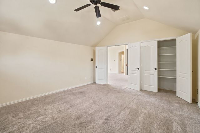 8013 Creek View Drive, North Richland Hills, TX 76180