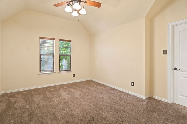 8013 Creek View Drive, North Richland Hills, TX 76180